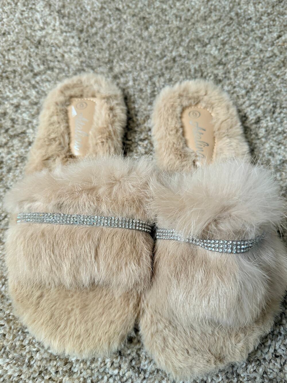Atalina fuzzy and rhinestone slippers new 6 776